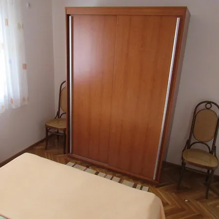 Gostinjska kuća Katarina 4*