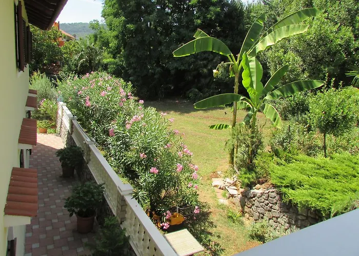 Katarina ゲストハウス オパティヤ